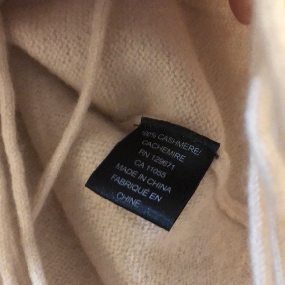 EUC ThePerfext Greenpoint fringe sweater - Picture 6 of 7